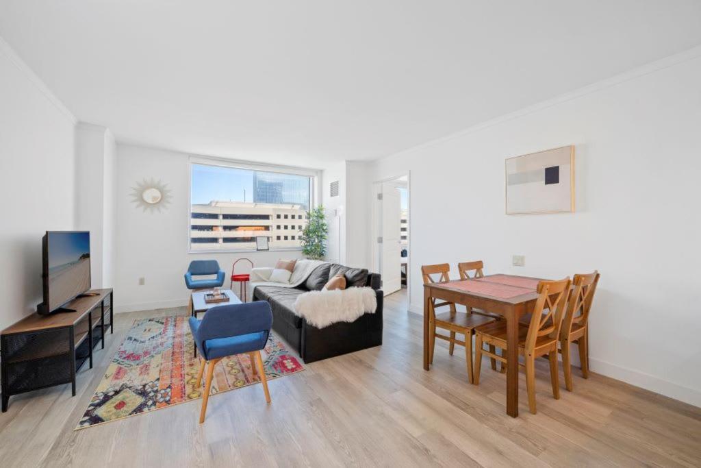 Astonishing Ocean Front Condo Cozysuites At Showboat Atlantic City Exteriér fotografie